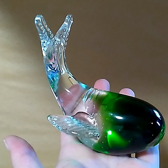 BEAUTIFUL HANDBLOWN GLASS DOPHIN - Picture 2 of 7